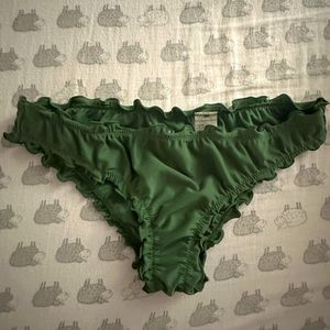 Hollister green swim bottom